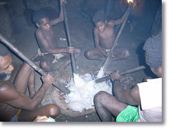 Marakai boys making Nallot